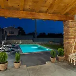 No.8 Villa *